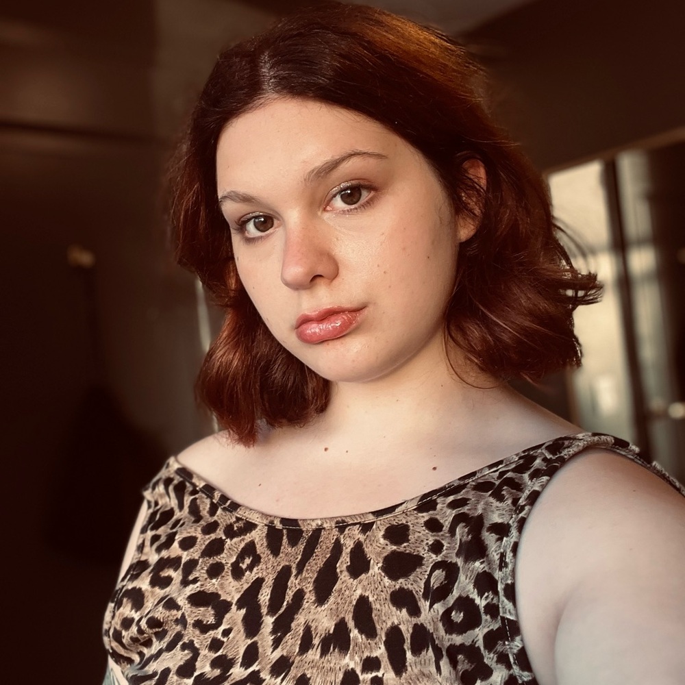 Meet your Posher, Carlie